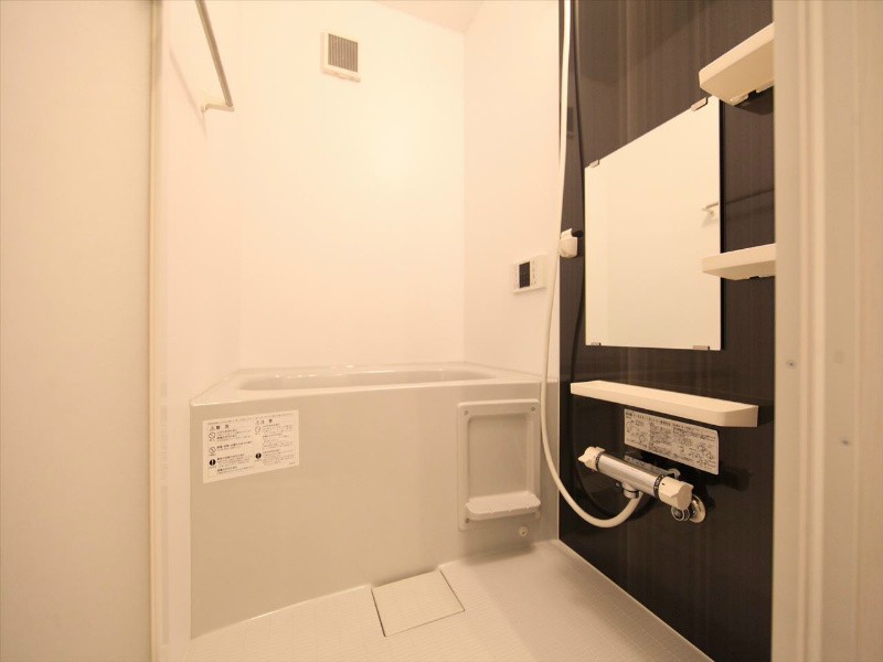 バス・シャワールーム　追い焚き・オートバス機能付お風呂