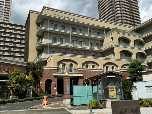 病院　聖バルナバ病院(公益財団法人)（病院）まで216m