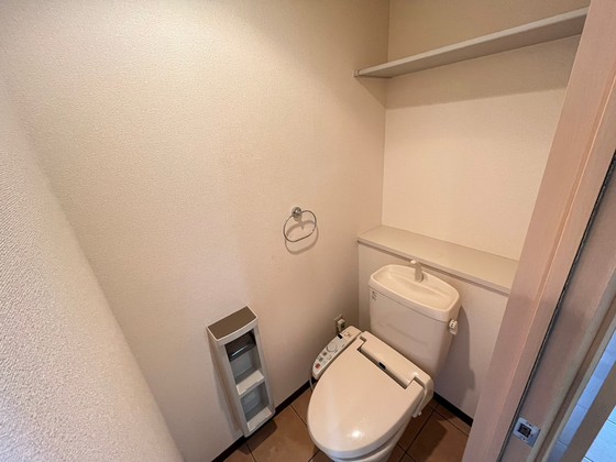 トイレ　※別部屋の写真です