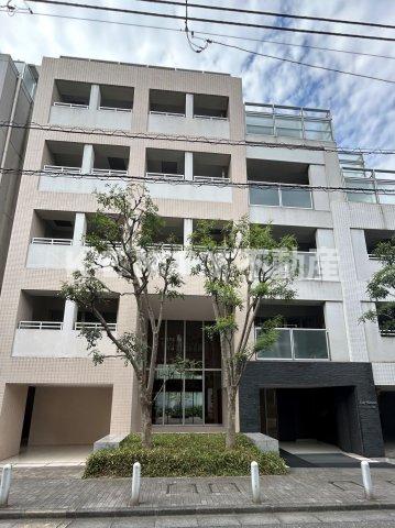 建物外観　外観は落ち着いています