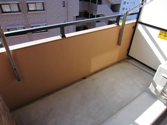 バルコニー　※他部屋参照・現況優先