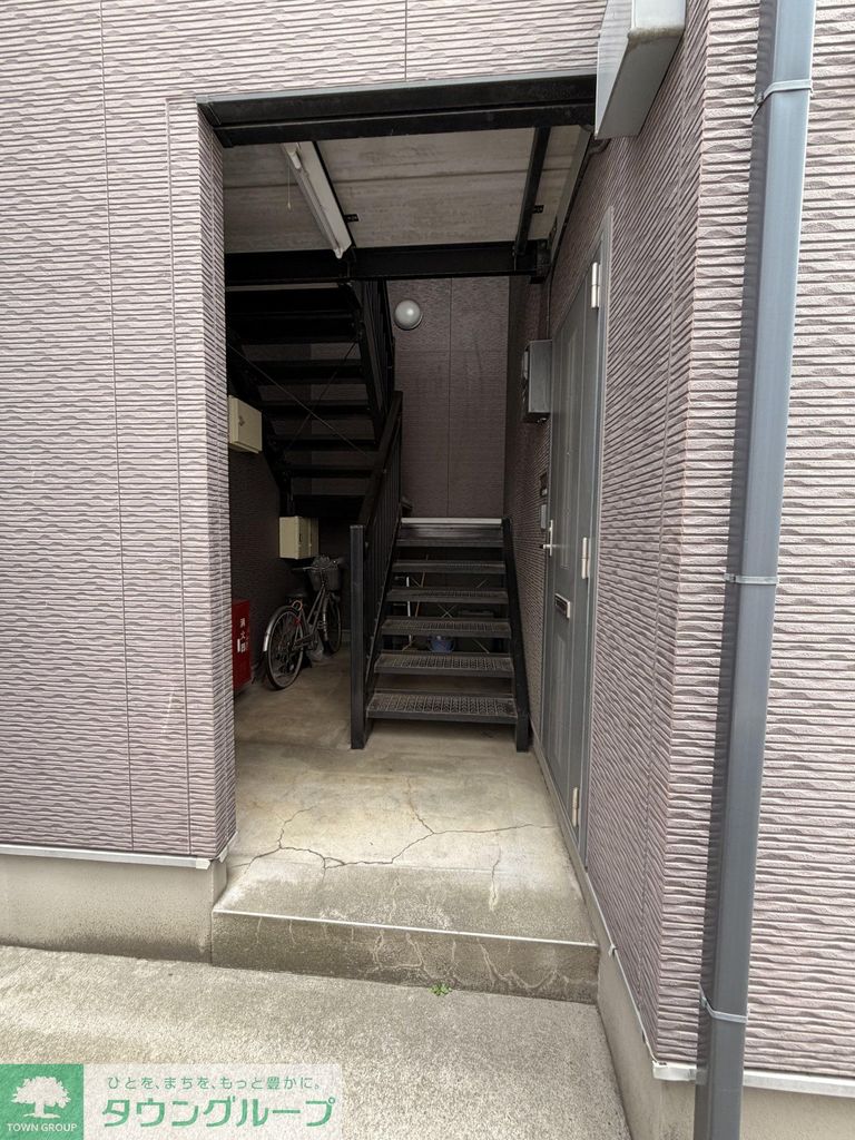 ロビー　お部屋探しはタウンハウジングへ♪