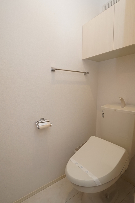 トイレ　温水洗浄暖房便座