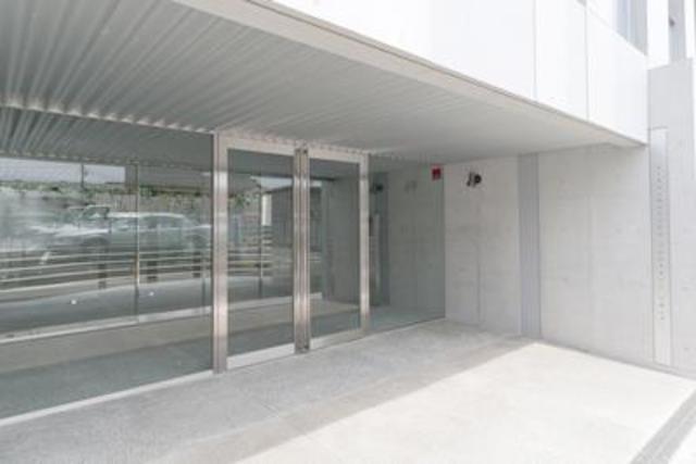 エントランス　清潔なエントランスです