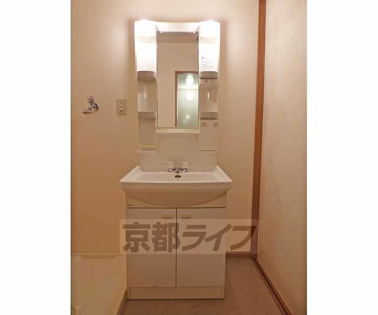 洗面設備　洗面所です。