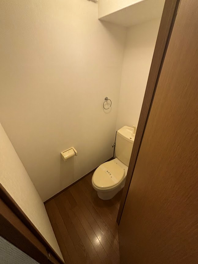 トイレ　別部屋参照
