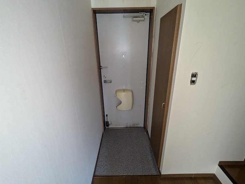 玄関　別部屋参照