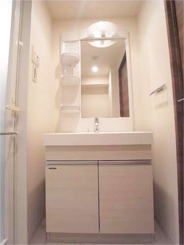 洗面設備　★収納付き、独立洗面台★