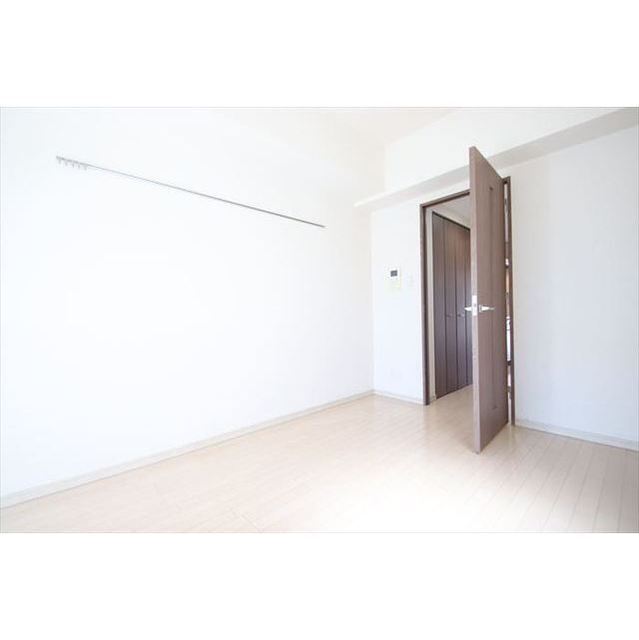 その他部屋・スペース　明るい色調の室内です