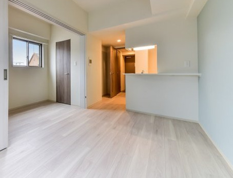 居室・リビング　※写真は同じマンションの違う部屋のものになります。