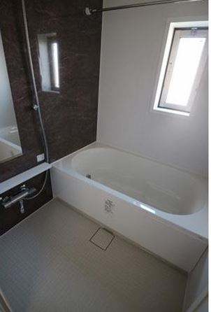 バス・シャワールーム　「エクセラン朝妻」のバスルームは広々として疲れを癒せますね！