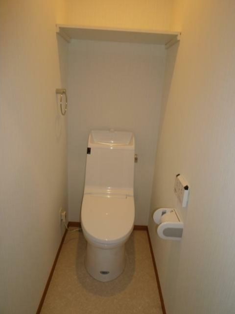 トイレ　温水洗浄便座