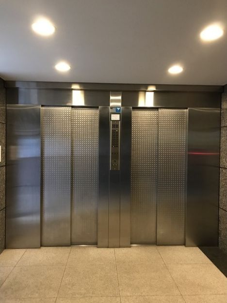 ロビー　弊社は都内全域の物件をご紹介可能です！