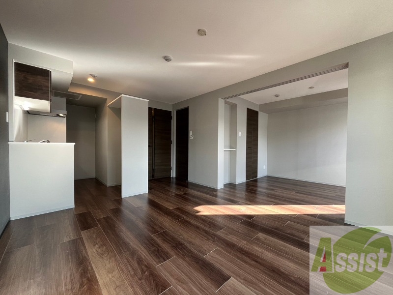 居室・リビング　スタイリッシュな印象のリビングになっています！