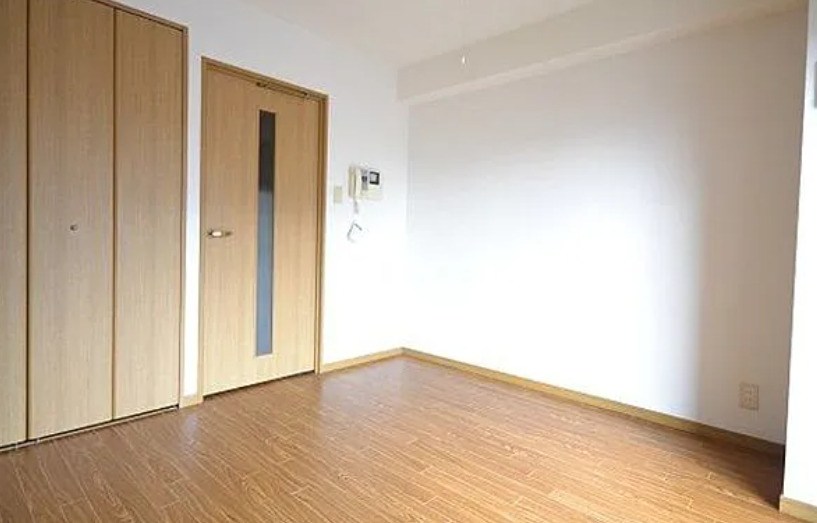 居室・リビング　※別部屋の参考写真です。