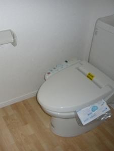 トイレ　※別号室の参考写真です。