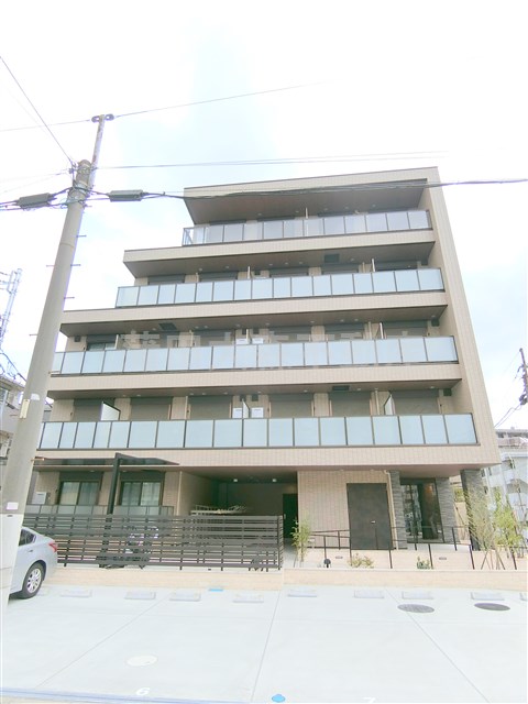 建物外観　2021年3月築　鉄骨造地上5階建て総戸数36戸インターネッ