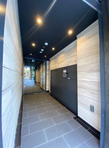 バルコニー　エントランス