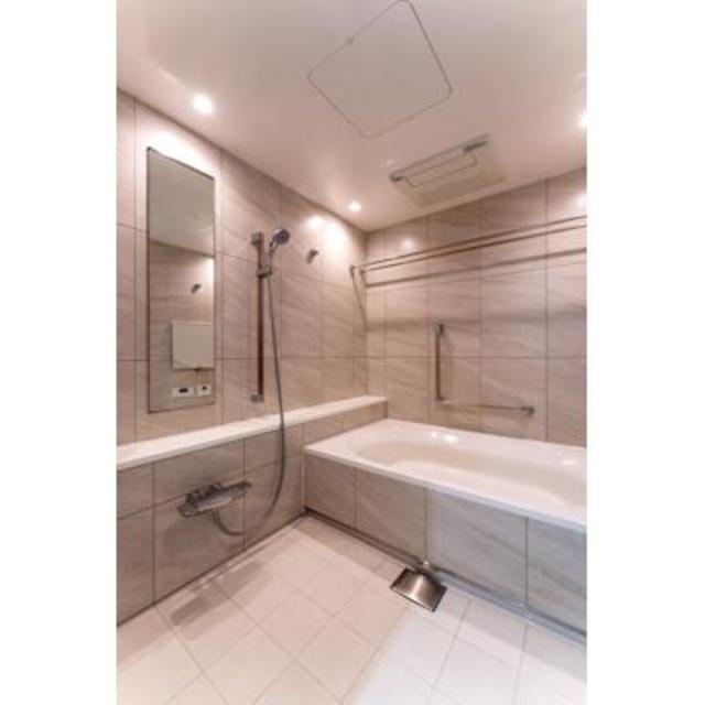 バス・シャワールーム　※写真は同タイプ住戸です。