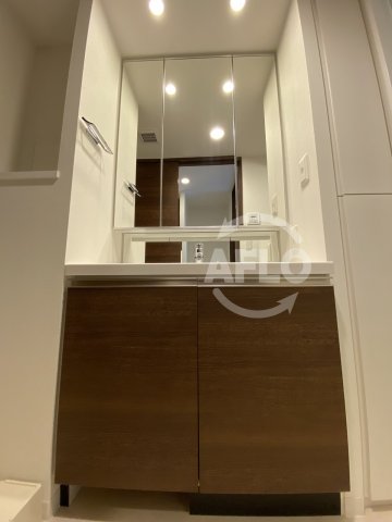 洗面設備　ザ・パークハビオ堂島　独立洗面化粧台