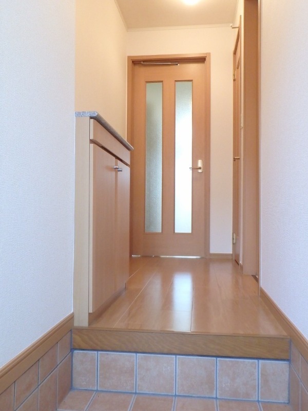 玄関　図面と現状に相違がある場合には現状を優先