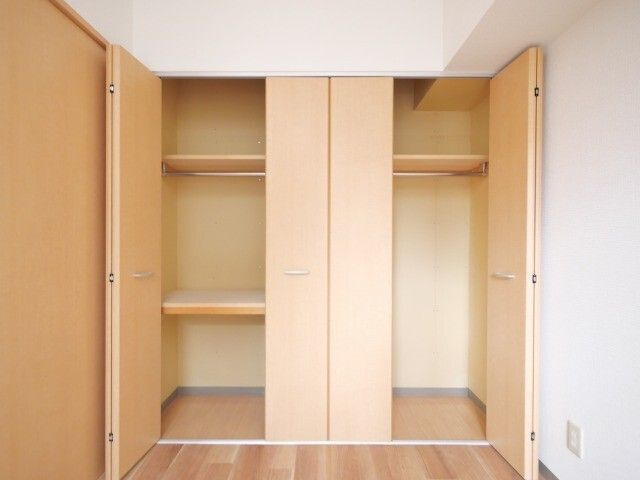 収納　※写真は別号室です。