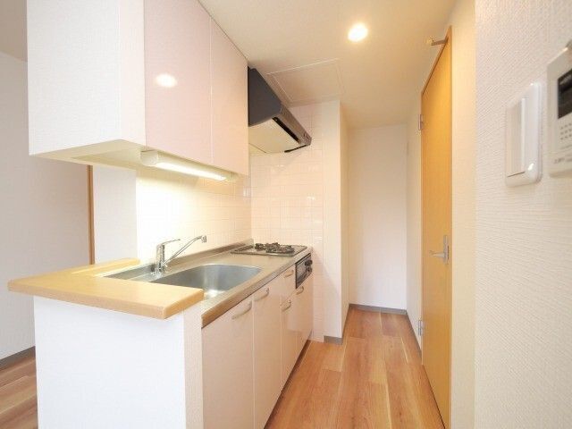 キッチン　※写真は別号室です。