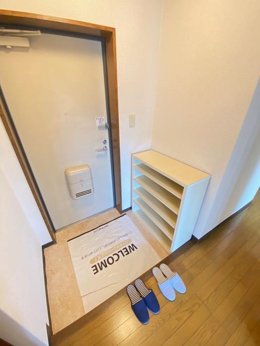 玄関　他室参照