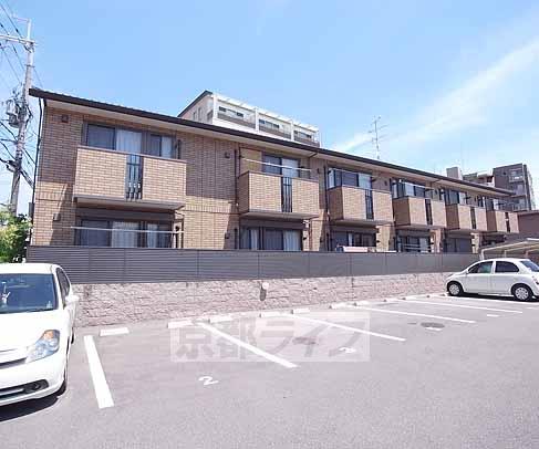 建物外観　大和ハウス施工です。南向きで日当たり良好。