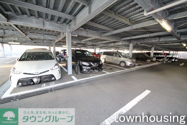 駐車場　駐車場