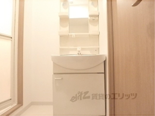 洗面設備　エアコン