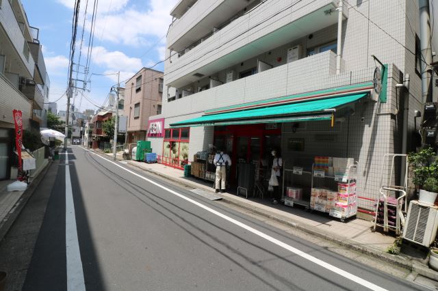 スーパー　まいばすけっと（スーパー）まで200m