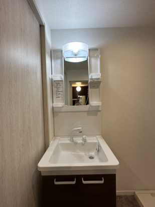 洗面設備　人気の独立洗面台♪