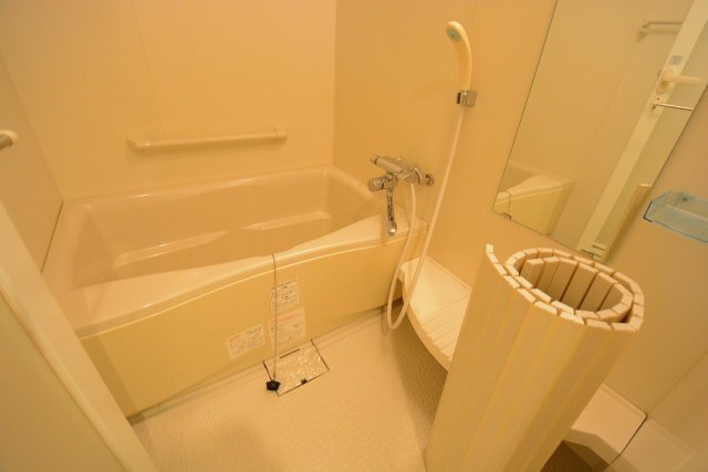 バス・シャワールーム　バストイレセパレートでオススメです♪