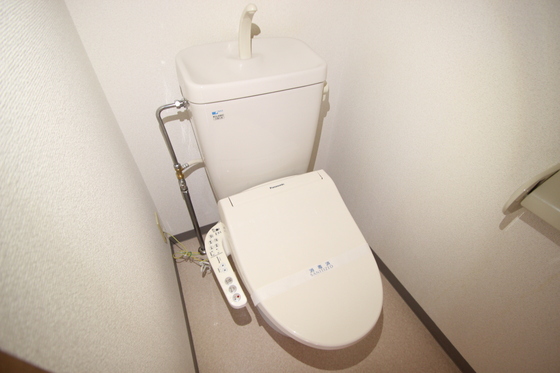 トイレ　※別部屋の写真です