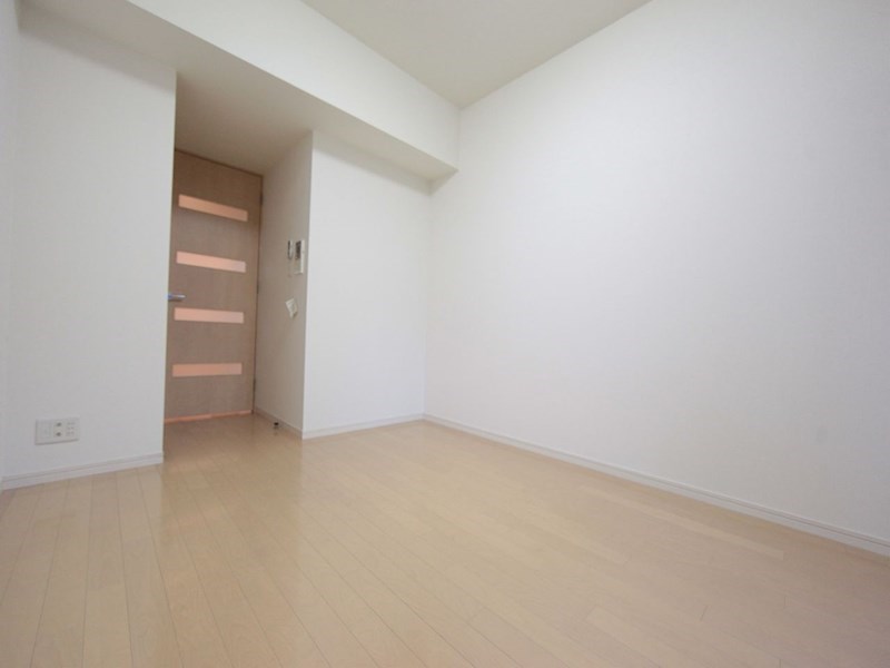 居室・リビング　洋室7.6帖　クローゼット付（収納充実してます）