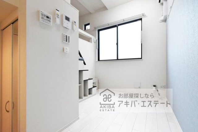 居室・リビング　同一仕様写真