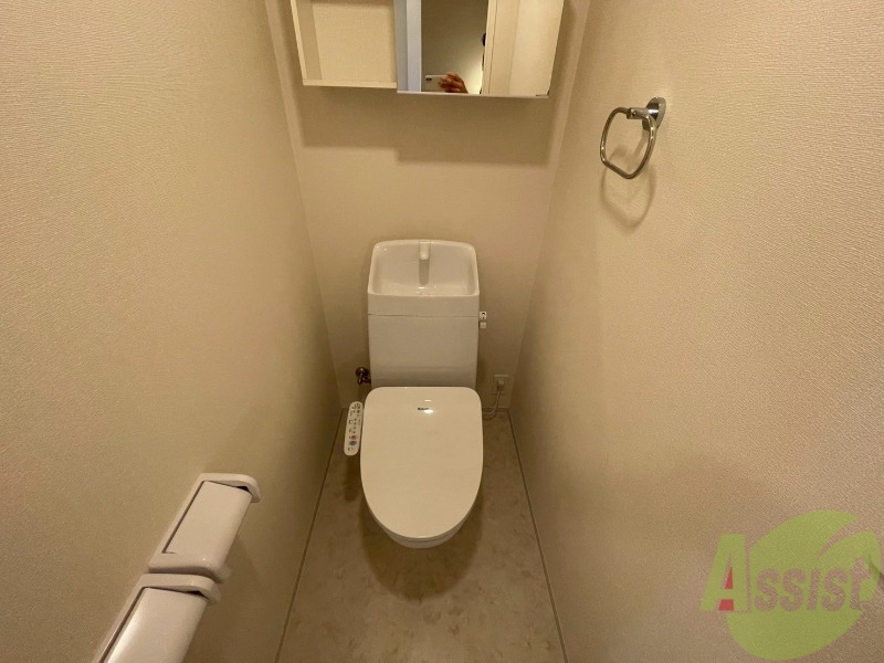 トイレ　こちらはトイレになります。ウォシュレット付きです。