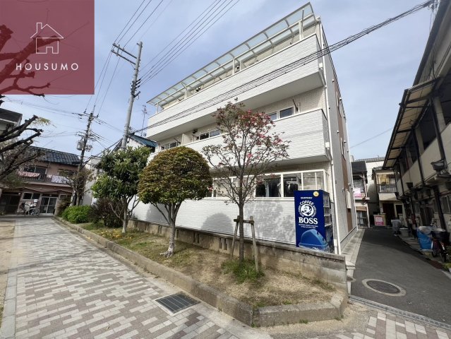 建物外観　こちら、外観パースです