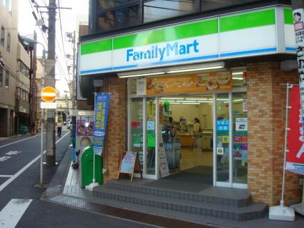 コンビニ　ファミリーマート サンシャイン南店（コンビニ）まで222m