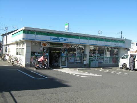 コンビニ　ファミリーマート新座東北一丁目店（コンビニ）まで692m