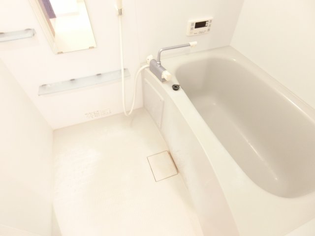 バス・シャワールーム　詳細は、RISUMO江坂本店→06-6155-7137まで♪