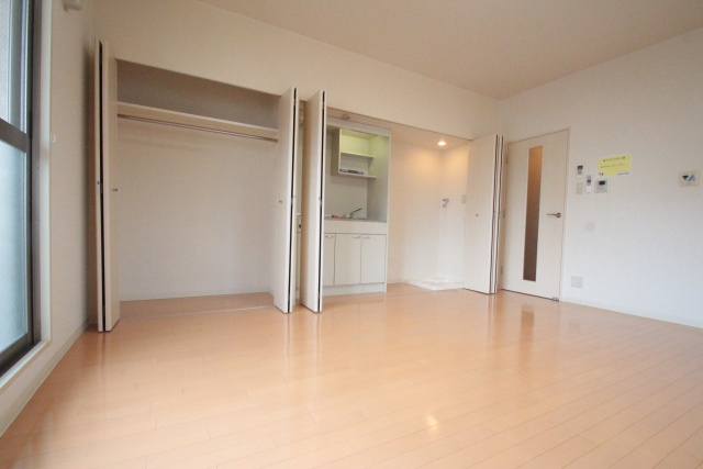 居室・リビング　※別室の参考写真の為、現況優先です。