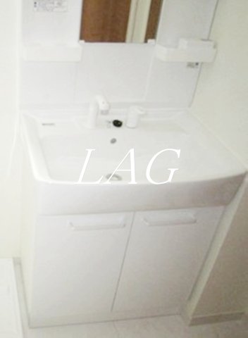 洗面設備　独立洗面台です。