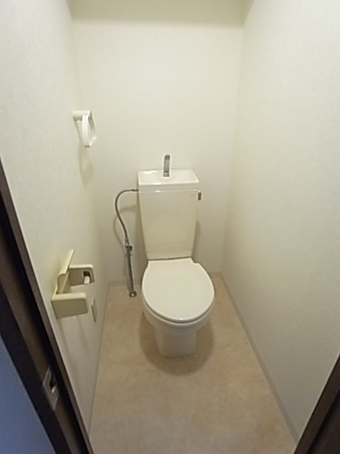 トイレ　シンプルで使いやすいトイレです