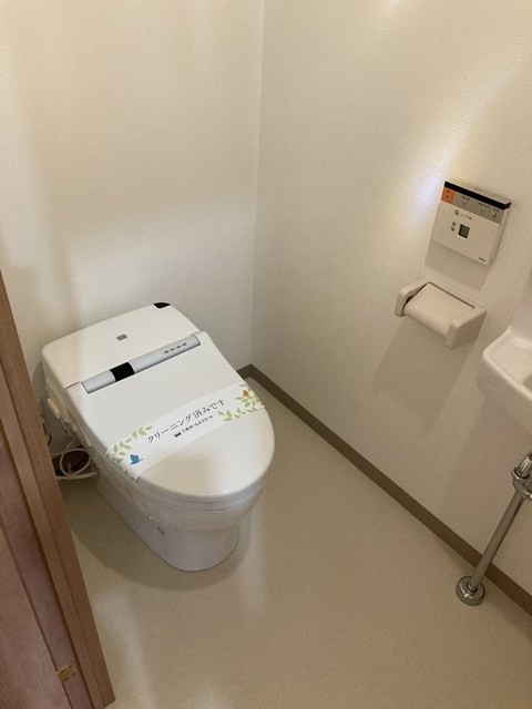 トイレ　別部屋参考写真