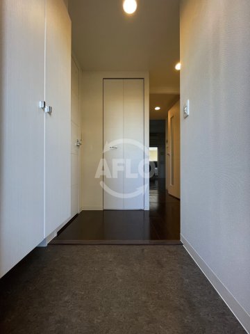 玄関　ランドセントラル梅田　玄関