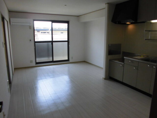 居室・リビング　リビング