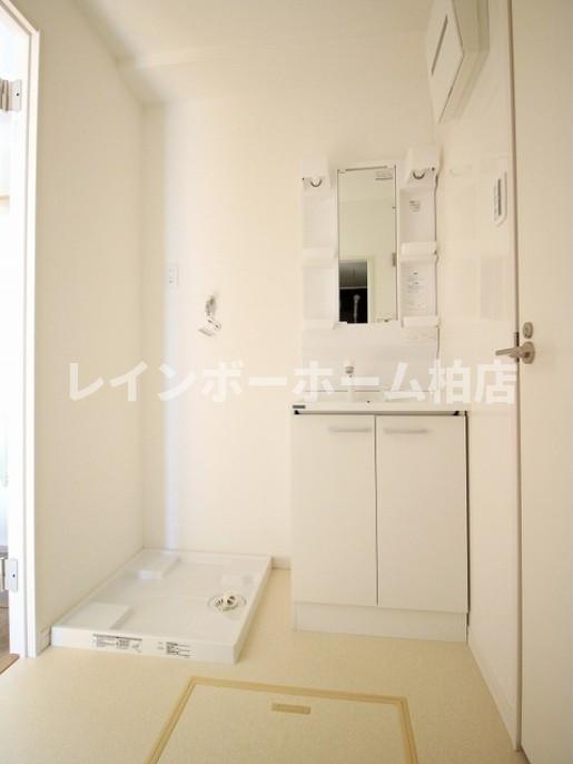 洗面設備　※別部屋参考写真。