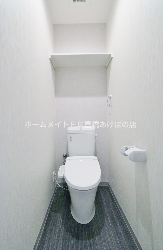 トイレ　同型別部屋写真（反転）